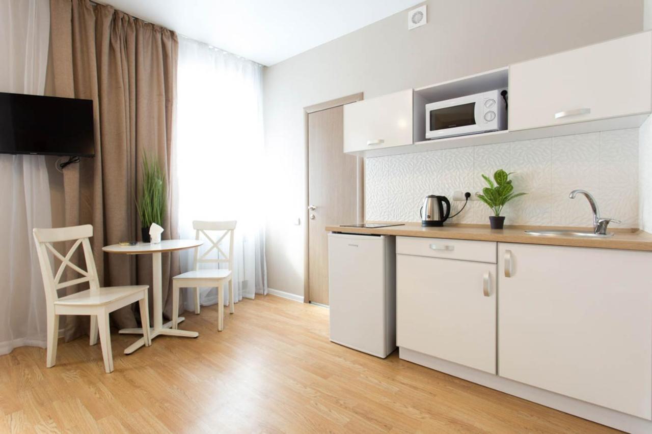 Apartment In The City Center - Gimnasiyna Naberezhna 24A-1 Charkov Buitenkant foto